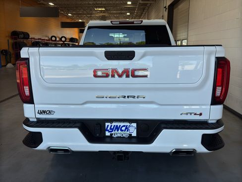 Used 2021 GMC Sierra 1500 AT4 AWD/4WD image 4