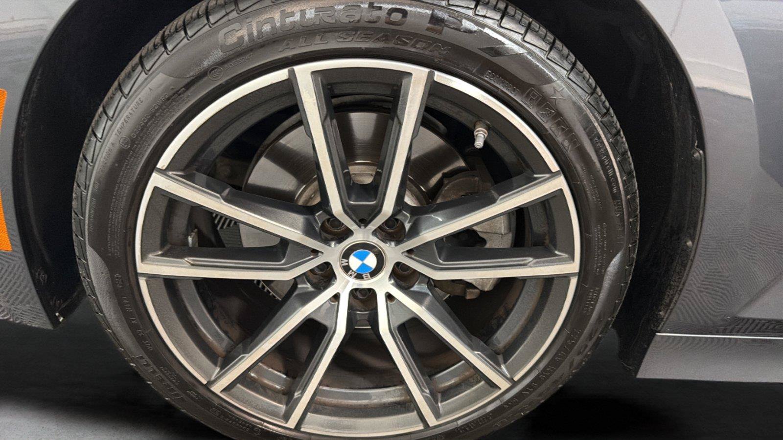 Used 2022 BMW 330i Sedan w/ Premium Package 2 RWD image 24