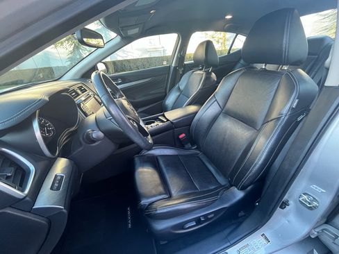 Used 2018 Nissan Maxima 3.5 SV image 17