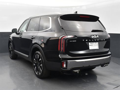 New 2025 Kia Telluride SX w/ SX Captain's Chair Package image 6