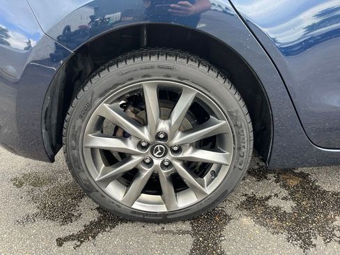 Used 2018 MAZDA MAZDA3 Touring FWD image 30