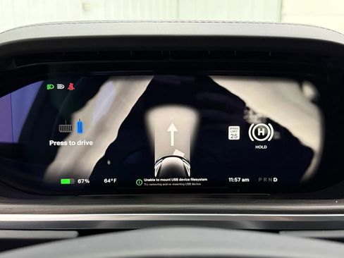 Used 2024 Tesla Model X AWD/4WD image 23