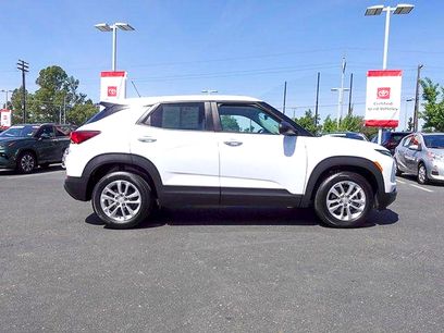 Used 2025 Chevrolet TrailBlazer LS w/ LS Convenience Package