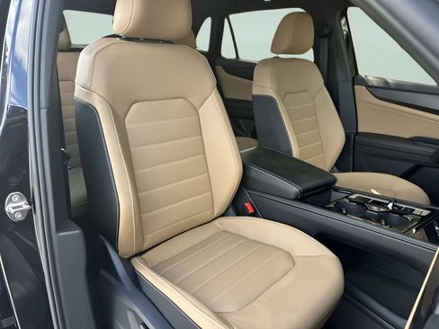 New 2026 Volkswagen Atlas Cross Sport SEL image 26