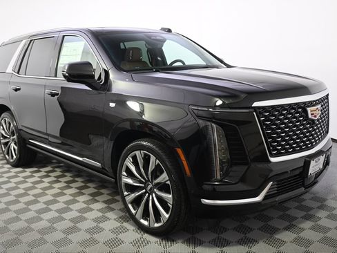 New 2026 Cadillac Escalade Luxury w/ Touring Package AWD/4WD image 8