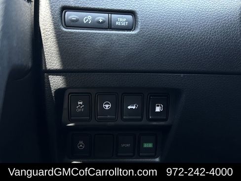 Used 2020 Nissan Rogue SL image 25