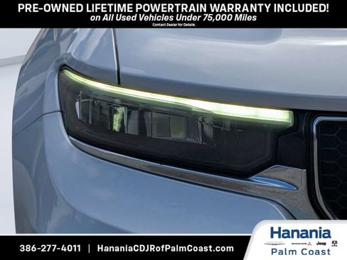 Used 2021 Jeep Grand Cherokee L Overland w/ Advanced Protech Group III AWD/4WD image 9
