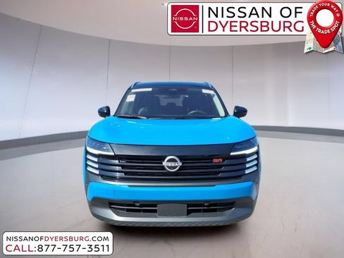 Used 2025 Nissan Kicks SR FWD image 8