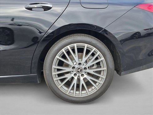 Certified 2022 Mercedes-Benz CLA 250 image 22