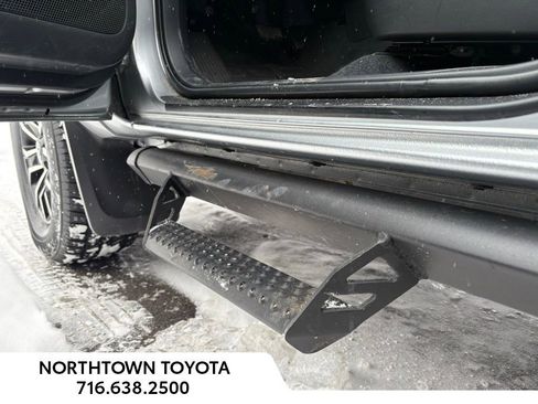 Used 2023 Toyota Tacoma TRD Sport w/ Advanced Technology Package image 18