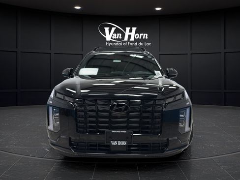Used 2024 Hyundai Palisade Calligraphy AWD/4WD image 2