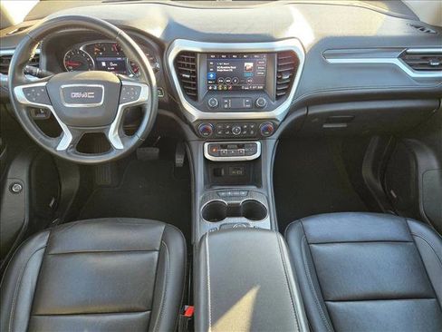 Used 2023 GMC Acadia SLT image 16