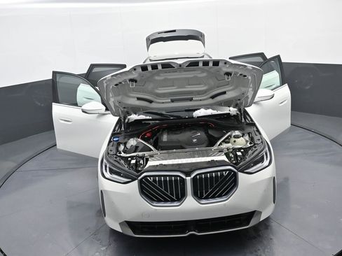 New 2025 BMW X3 xDrive30i w/ Premium Package image 39