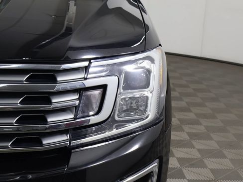 Used 2021 Ford Expedition Max Limited AWD/4WD image 19