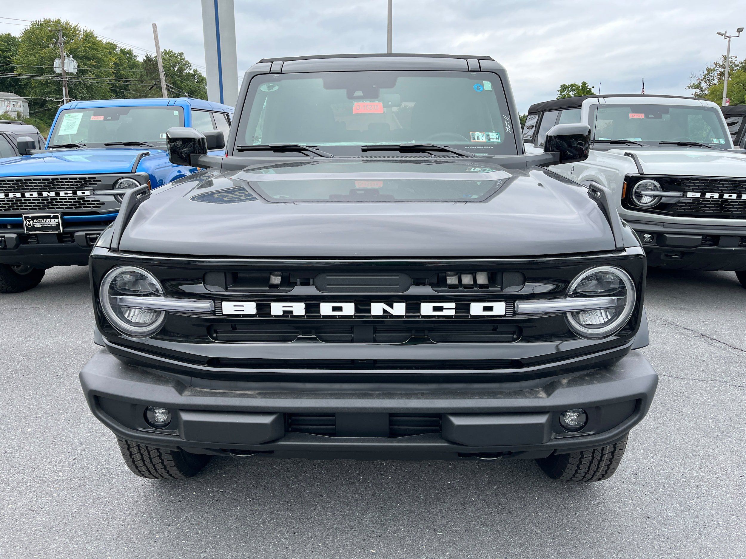 New 2026 Ford Bronco Outer Banks AWD/4WD image 3