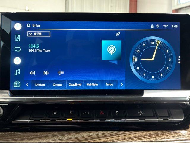 Used 2022 Chevrolet Silverado 1500 LT Trail Boss w/ Convenience Package II AWD/4WD image 27