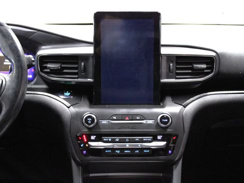 Used 2020 Ford Explorer ST w/ ST Street Pack image 14