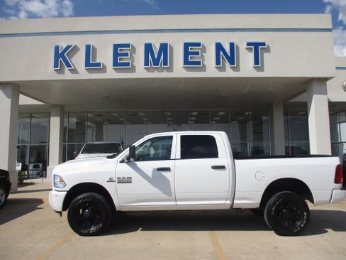 Used 2018 RAM 2500 Tradesman w/ Popular Equipment Group image 1