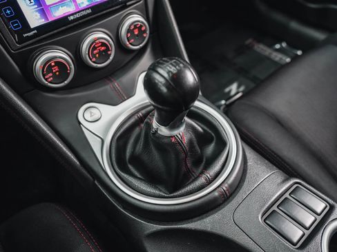 Used 2013 Nissan 370Z NISMO image 48