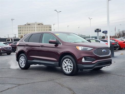 Certified 2024 Ford Edge SEL w/ Convenience Package image 2