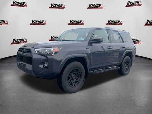 Used 2024 Toyota 4Runner SR5 image 1