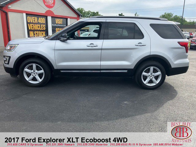 Used 2017 Ford Explorer XLT w/ Equipment Group 202A AWD/4WD image 4