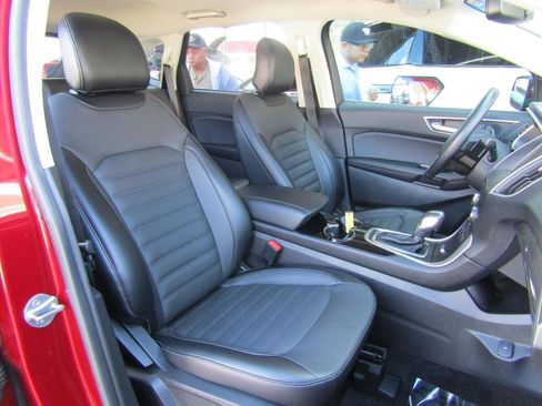 Used 2018 Ford Edge SEL w/ Equipment Group 201A image 11