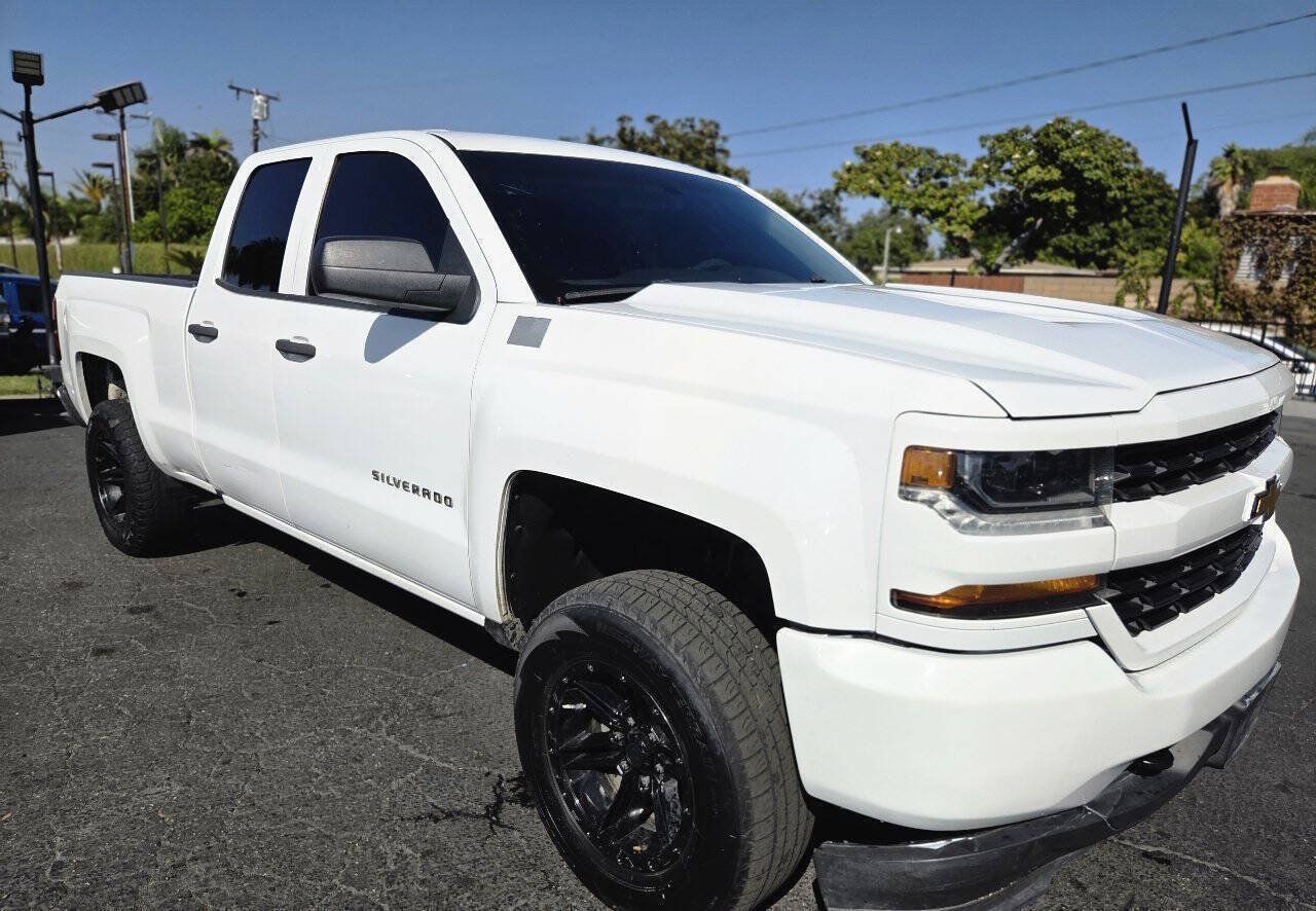 Used 2018 Chevrolet Silverado 1500 Custom RWD image 5