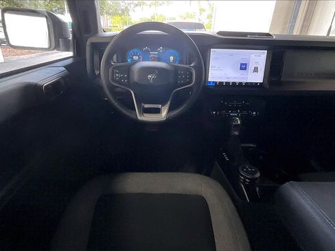 Used 2025 Ford Bronco Big Bend image 5
