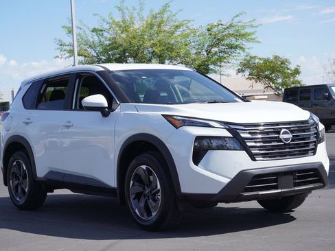 New 2026 Nissan Rogue SV image 4