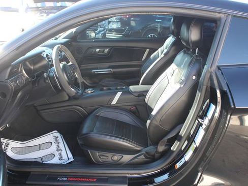 Used 2020 Ford Mustang Shelby GT500 w/ Technology Package image 21