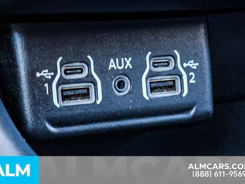 Used 2024 Dodge Durango GT image 39