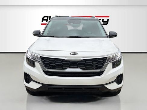 Used 2021 Kia Seltos S AWD/4WD image 2