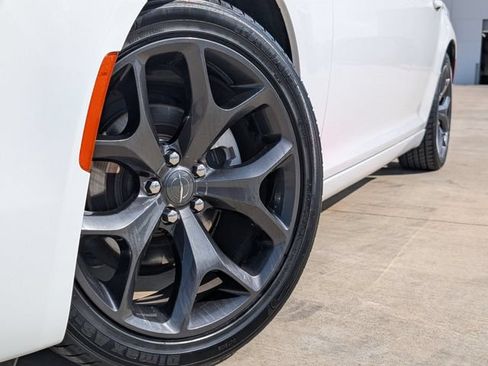 Used 2021 Chrysler 300 Touring w/ Sport Appearance Package RWD image 2