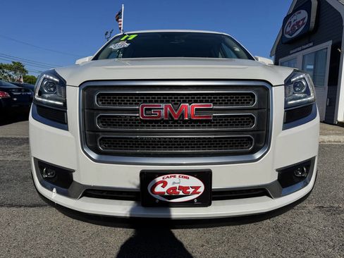 Used 2017 GMC Acadia Limited SLT AWD/4WD image 2