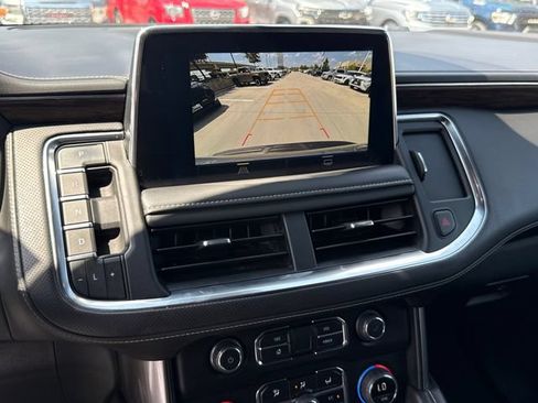 Used 2023 Chevrolet Suburban Premier RWD image 22