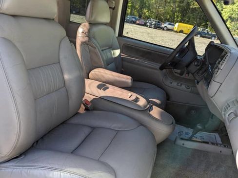 Used 1997 GMC Sierra 1500 4x4 Extended Cab w/ Image Max Pkg image 9