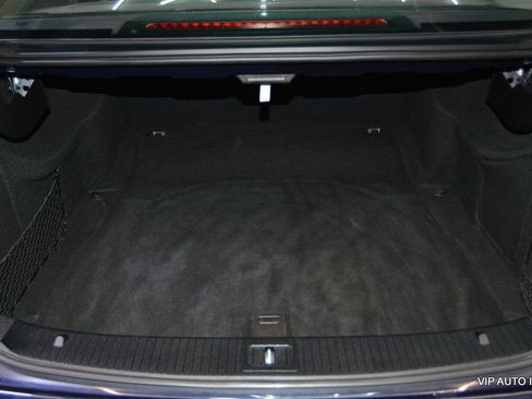 Used 2010 Mercedes-Benz E 350 4MATIC Sedan image 33