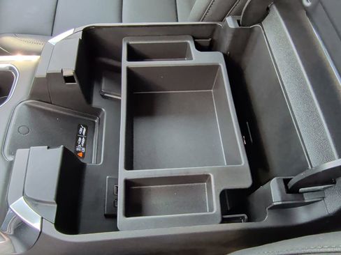 New 2026 GMC Sierra 1500 SLT image 35