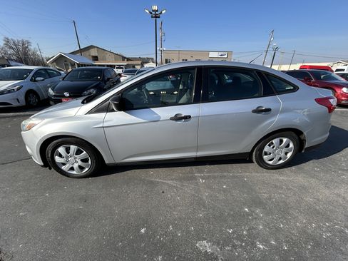 Used 2014 Ford Focus S image 4