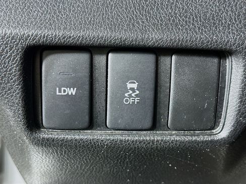 Used 2014 Honda Crosstour EX-L image 17