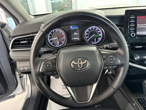 Used 2021 Toyota Camry SE FWD image 25