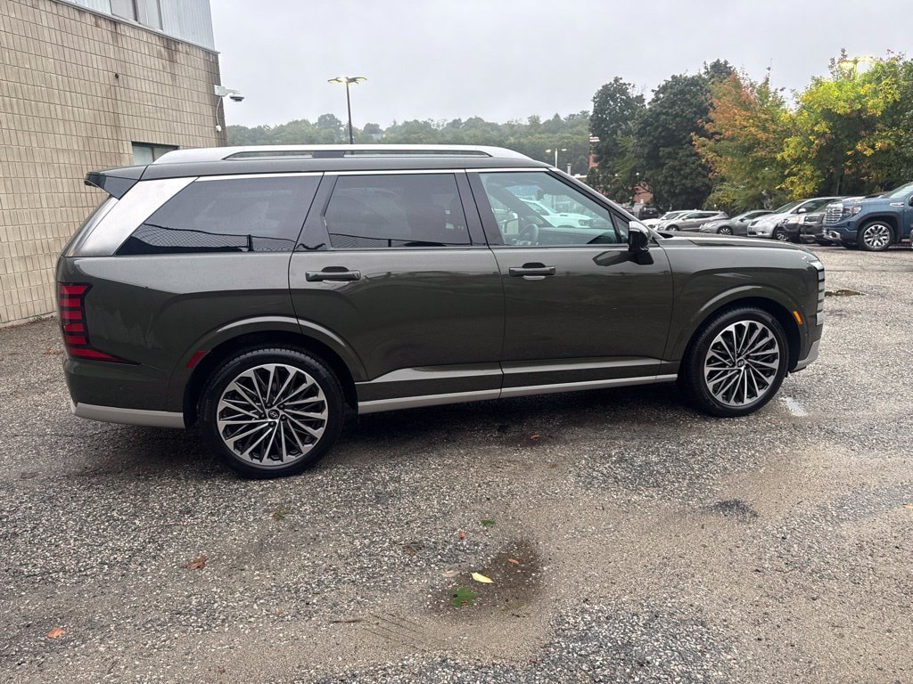 Certified 2026 Hyundai Palisade Calligraphy AWD/4WD image 8