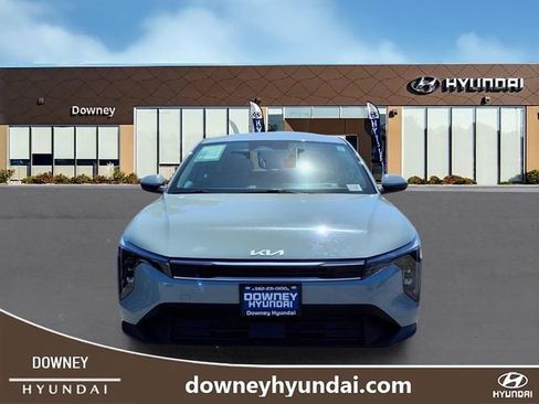 Used 2025 Kia K4 LXS image 2