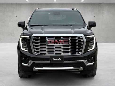 Used 2025 GMC Yukon XL Denali AWD/4WD image 18