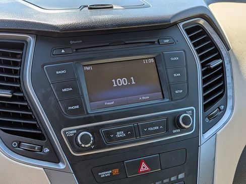Used 2018 Hyundai Santa Fe Sport FWD image 16
