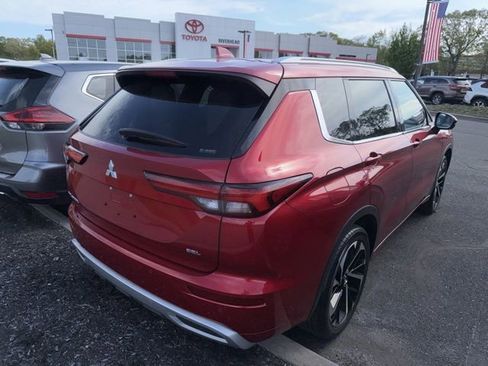 Used 2023 Mitsubishi Outlander SEL AWD/4WD image 4