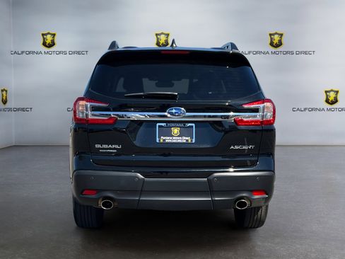 Used 2024 Subaru Ascent Premium w/ Convenience Package image 4