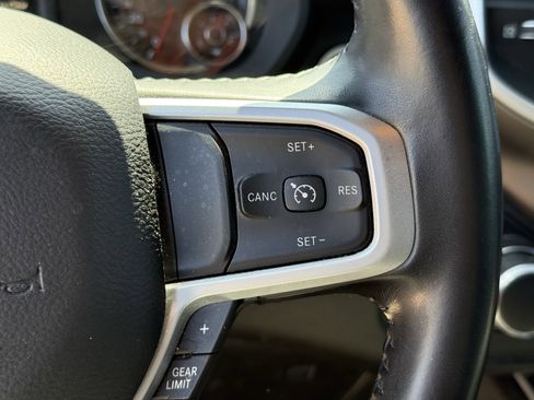 Used 2020 RAM 1500 Lone Star image 17