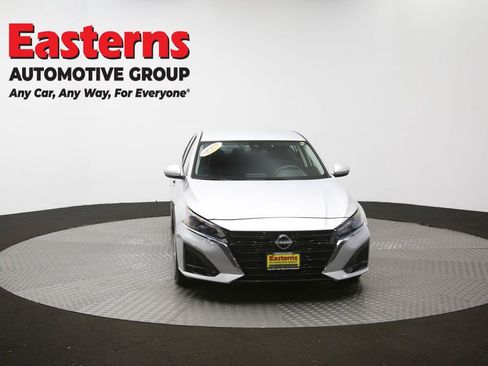 Used 2023 Nissan Altima 2.5 S FWD image 50